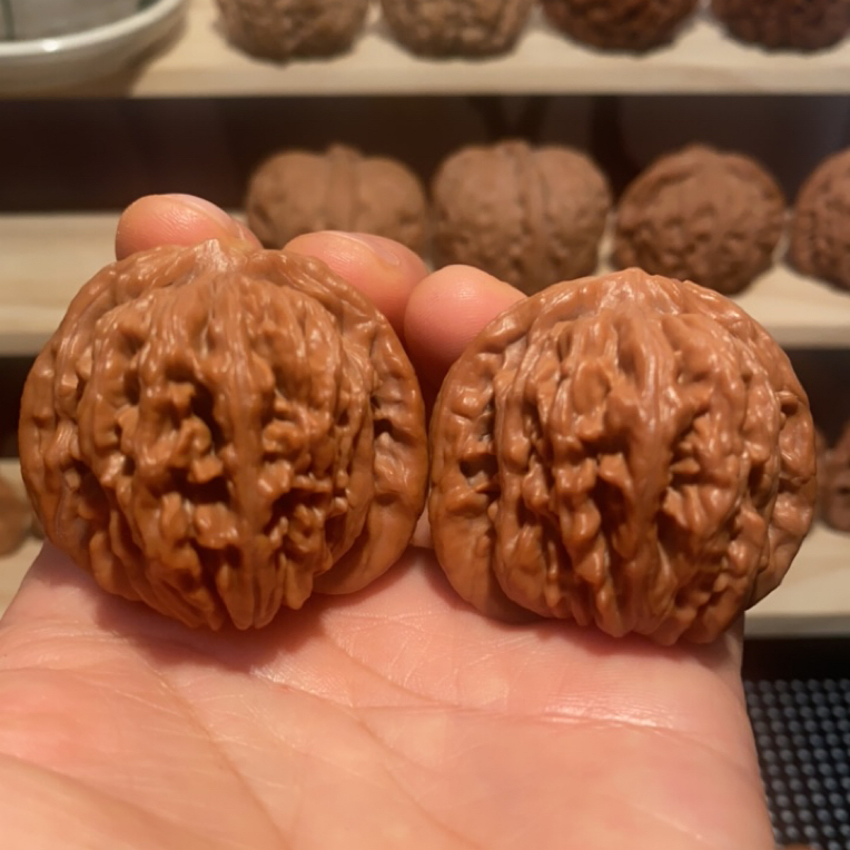 文玩核桃四座楼狮子头全品