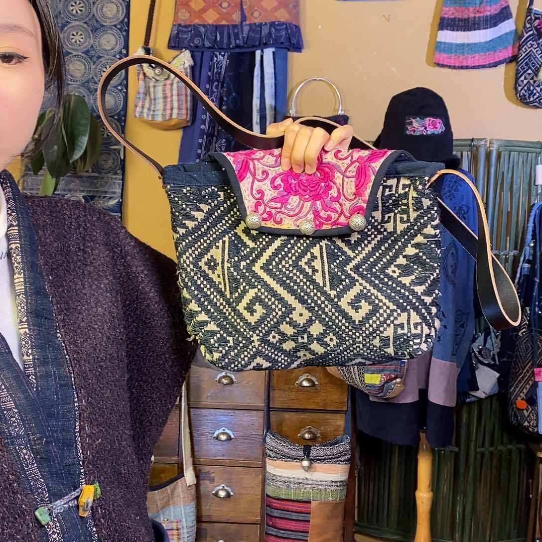 织绣手工制作包包