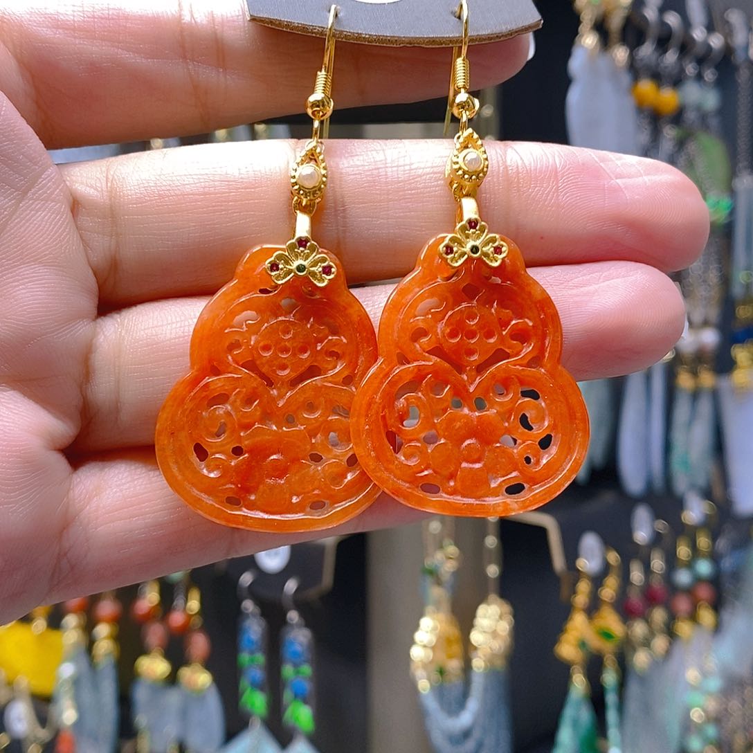 未镶嵌翡翠耳饰翡翠