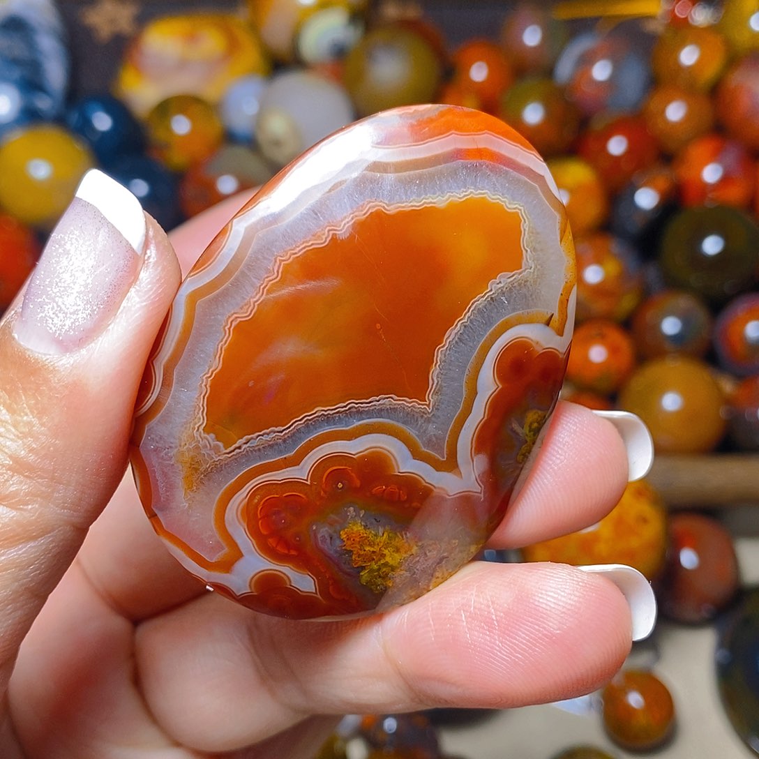 未镶嵌颈饰玛瑙/玉髓