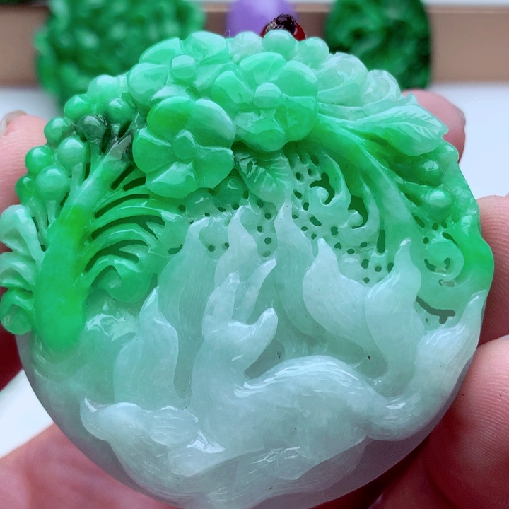 翡翠未镶嵌吊坠(不含链)