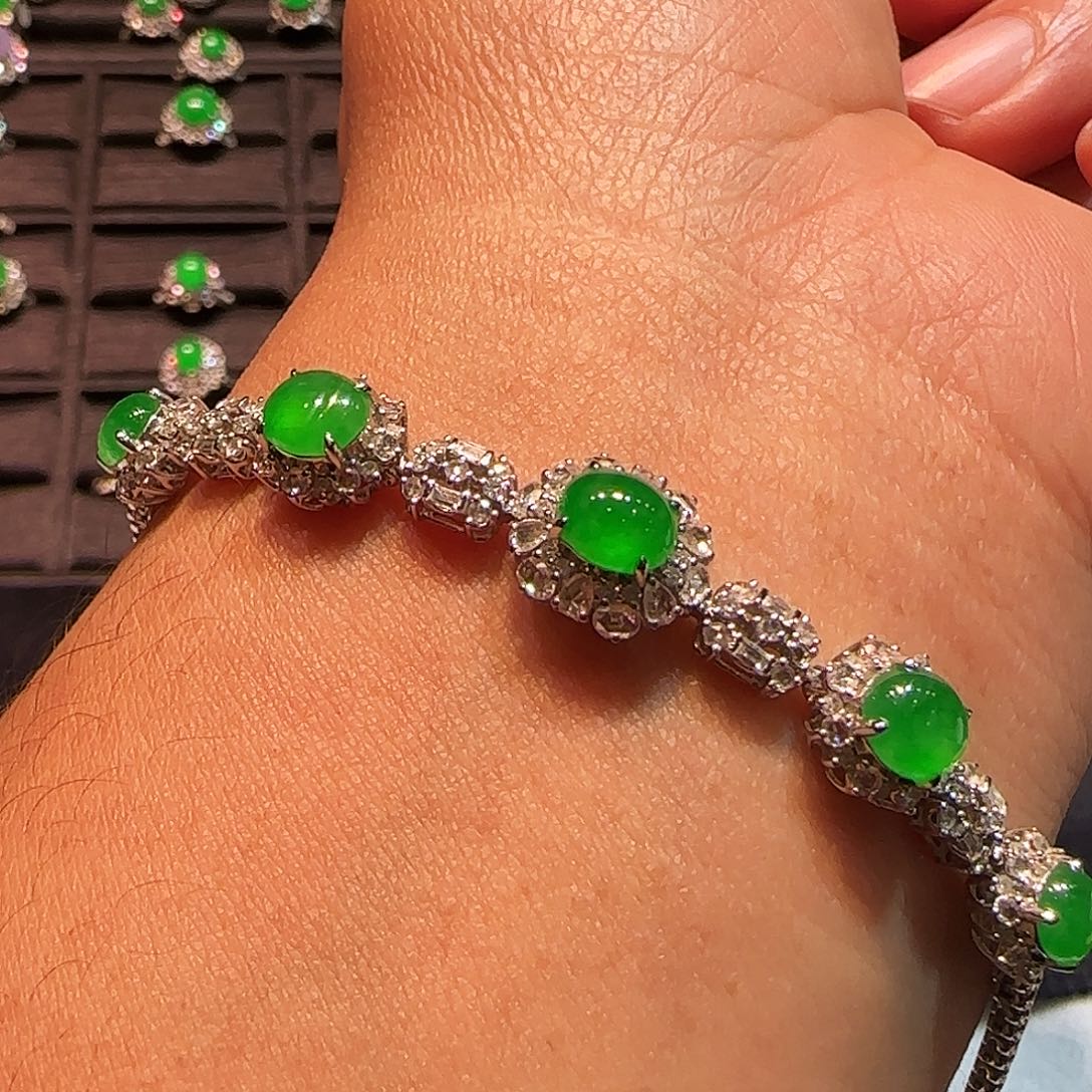 翡翠18K金镶嵌手链