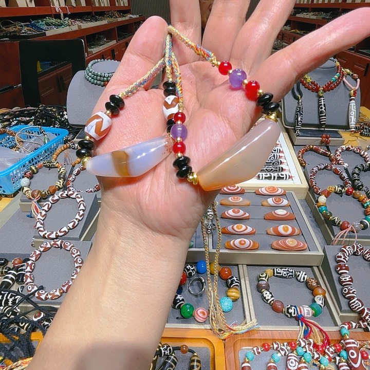 未镶嵌玛瑙/玉髓珠宝奇石