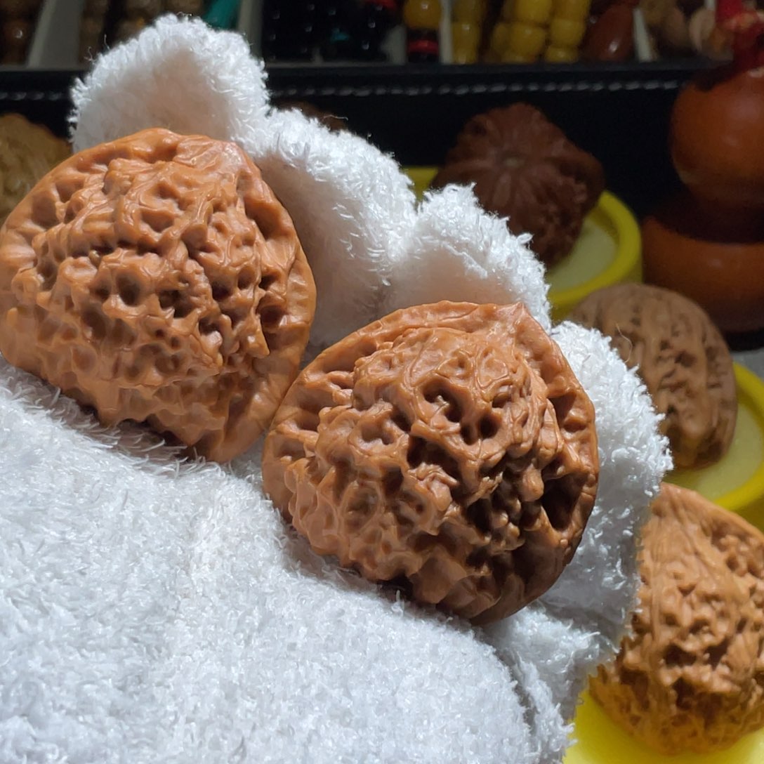 猴头核桃吊坠鱼鳞纹