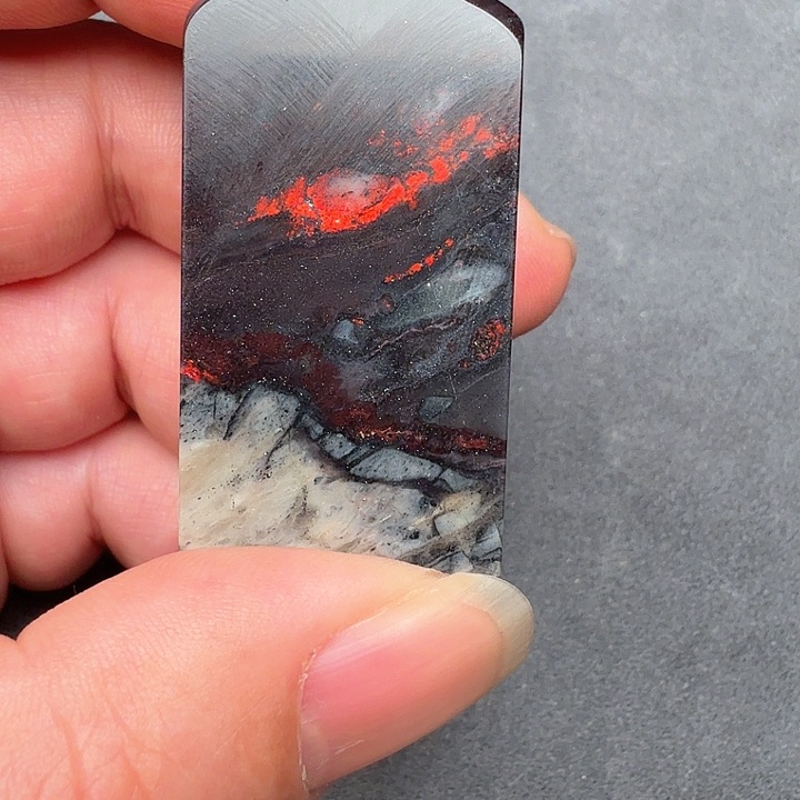 昌化鸡血石昌化鸡血石