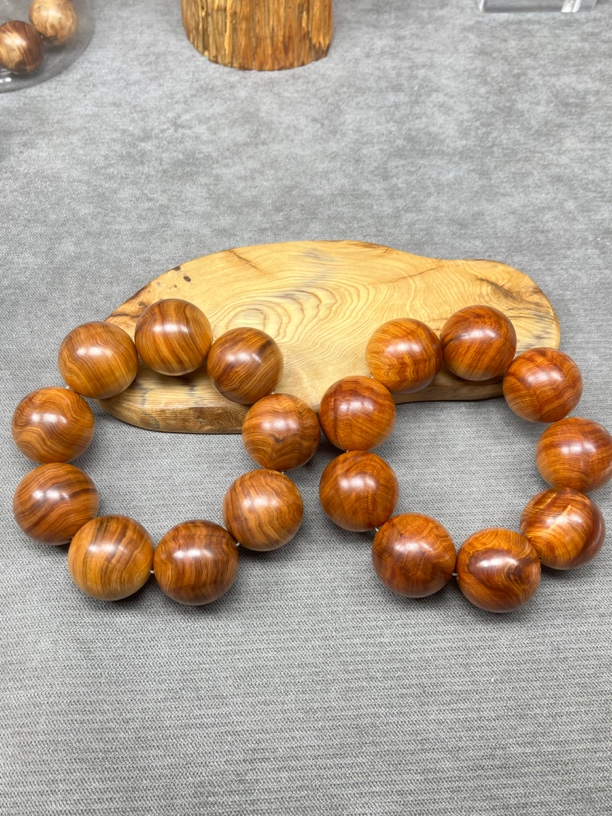 纯天然太行崖柏陈化黑油波浪纹香料3.0