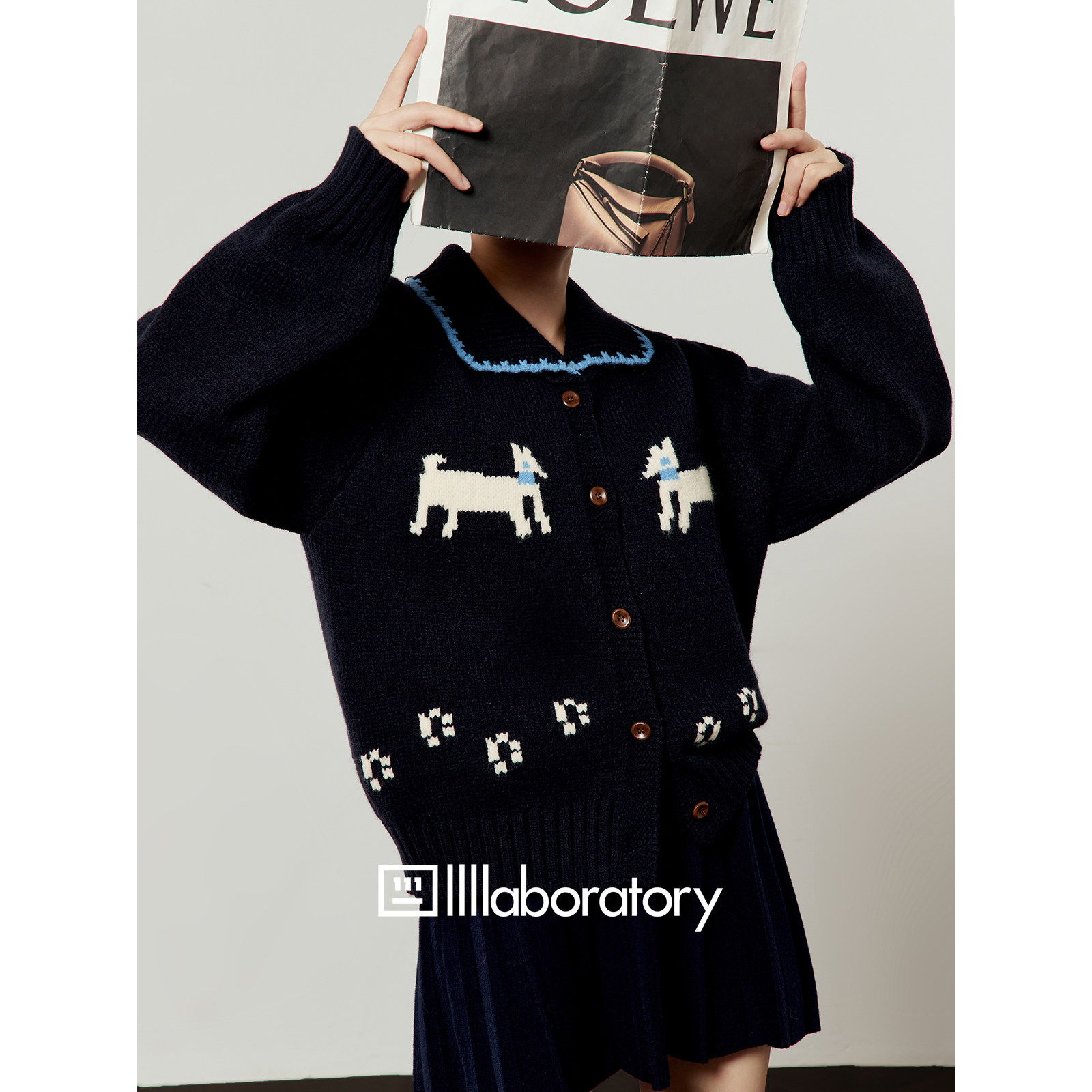 周里物/藏蓝色毛衣女2025秋季新款翻领撞色小狗提花宽松针织外套