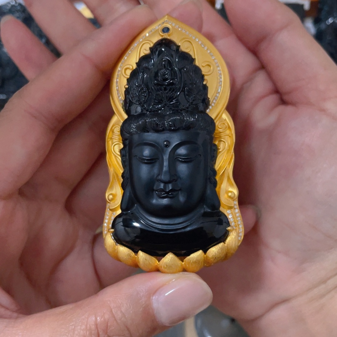 七***天颈饰18K金镶嵌翡翠翡翠
