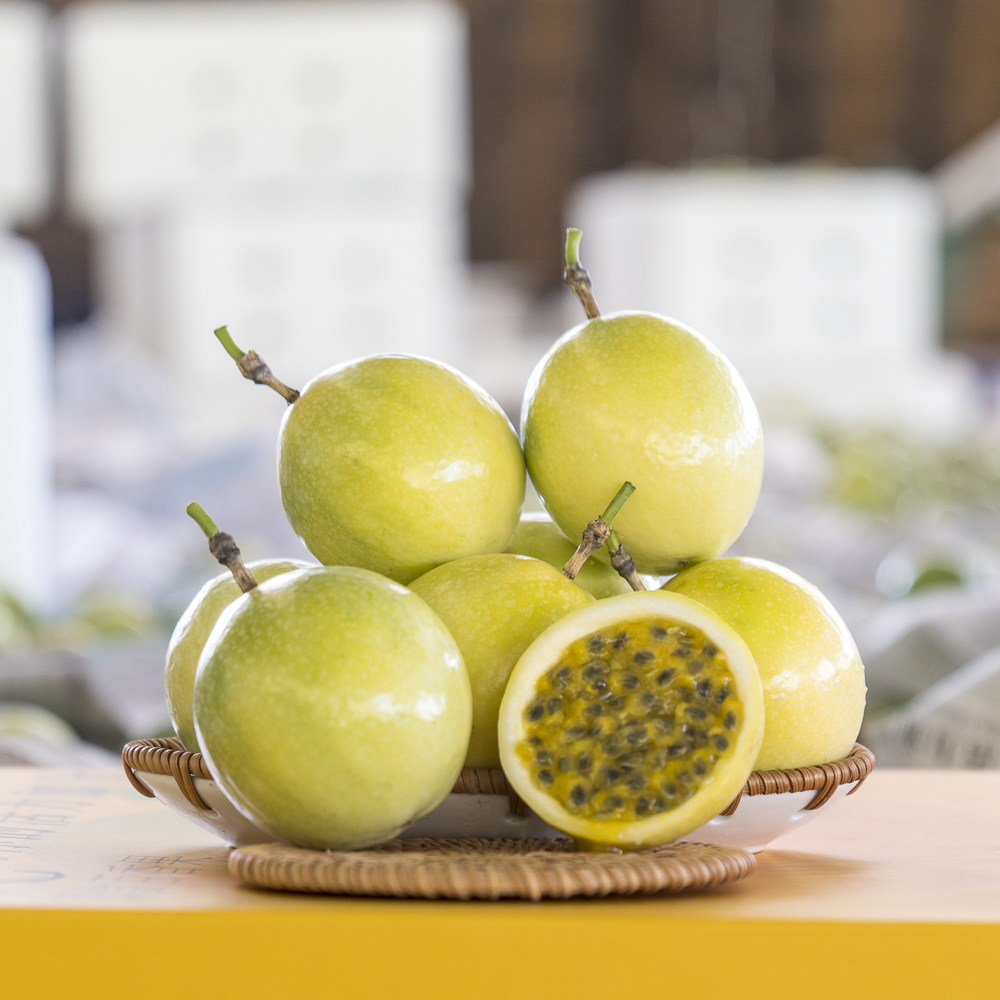 云南原产地直发正宗黄金百香果国门金果钦蜜9号新鲜头茬水果