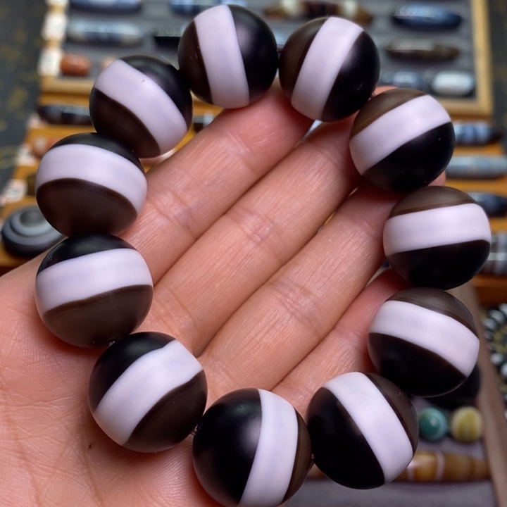 未镶嵌玛瑙/玉髓珠宝半成品木**闆