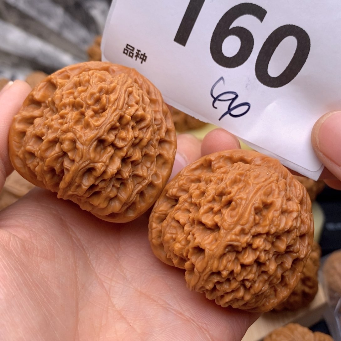 文玩核桃把件160号44南疆