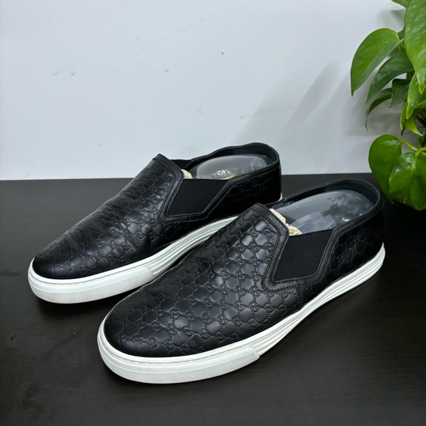 95新 GUCCI/古驰 压印老花一脚蹬板鞋/无配件