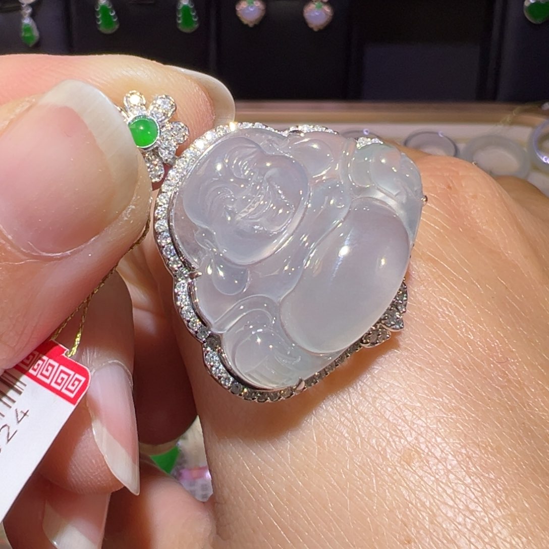 翡翠颈饰18K金镶嵌吊坠