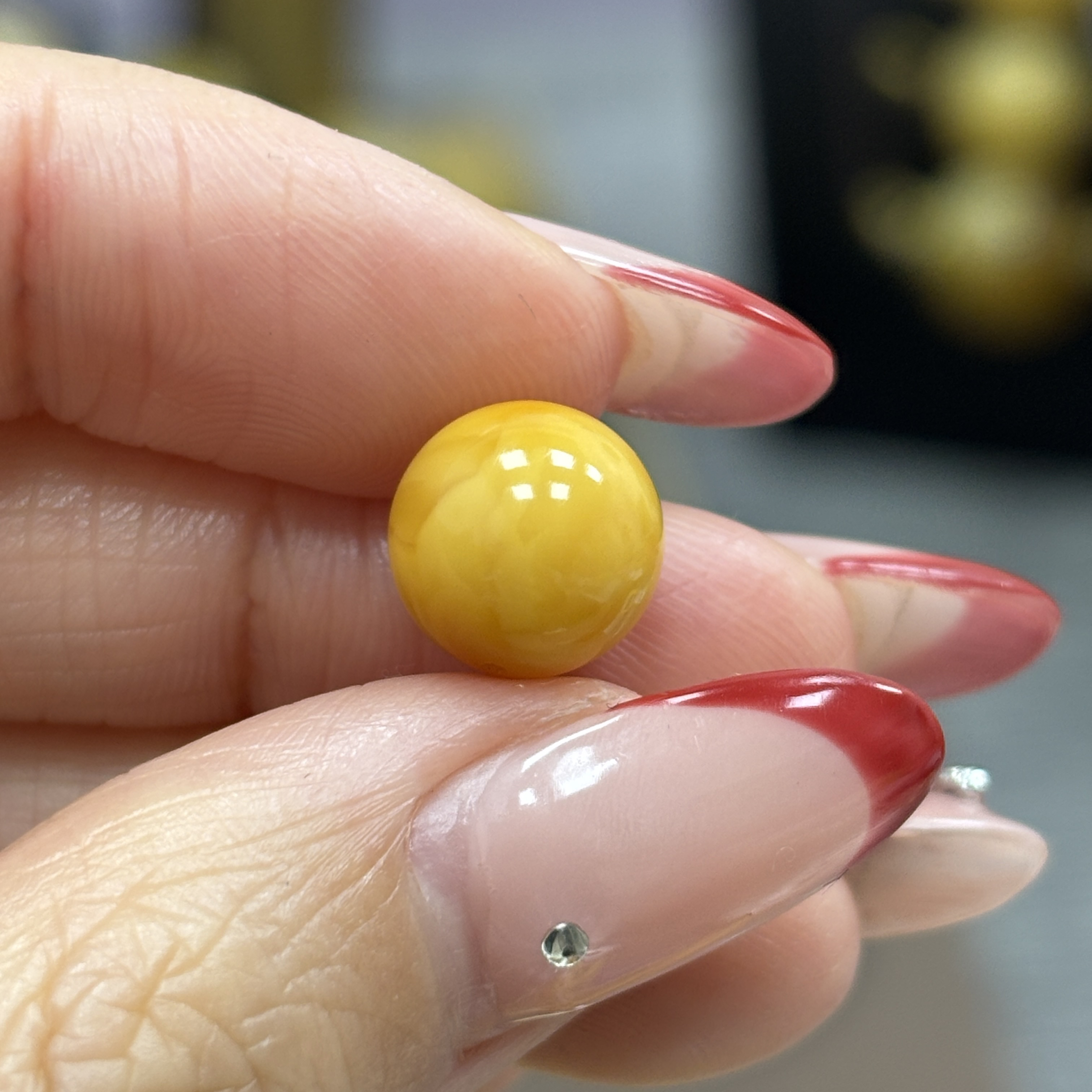 10.0mm微瑕· 小妖珠宝天然原矿琥珀蜜蜡