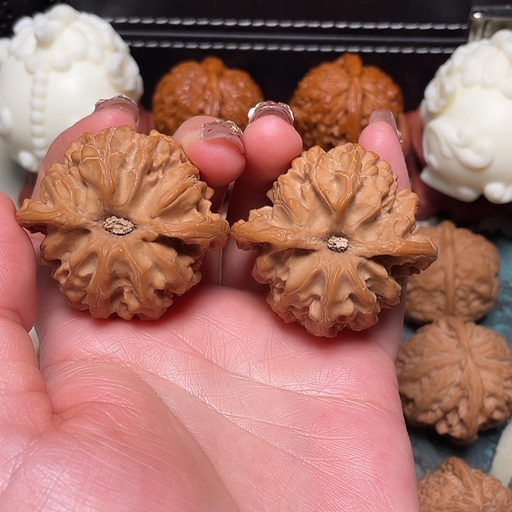 一***间吊坠文玩核桃45尺苹果园