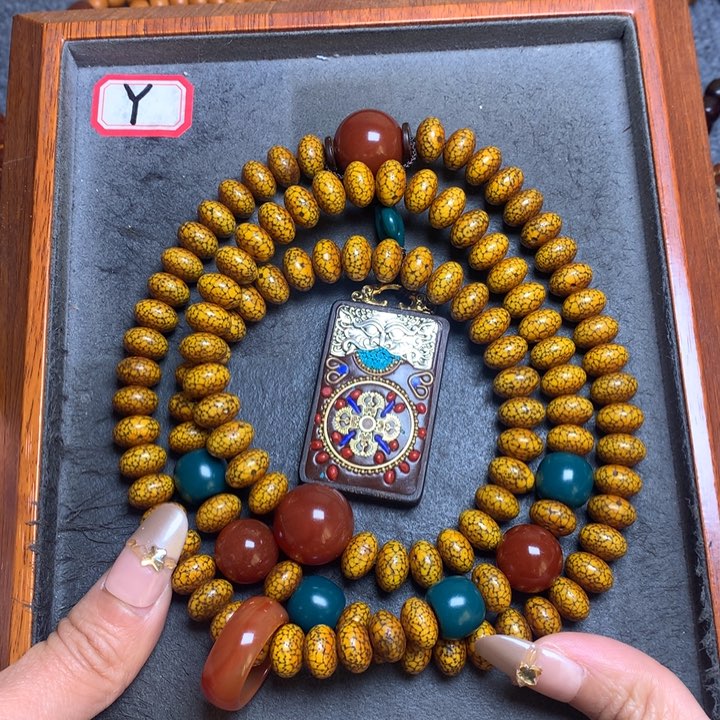 星月菩提吊坠菩提