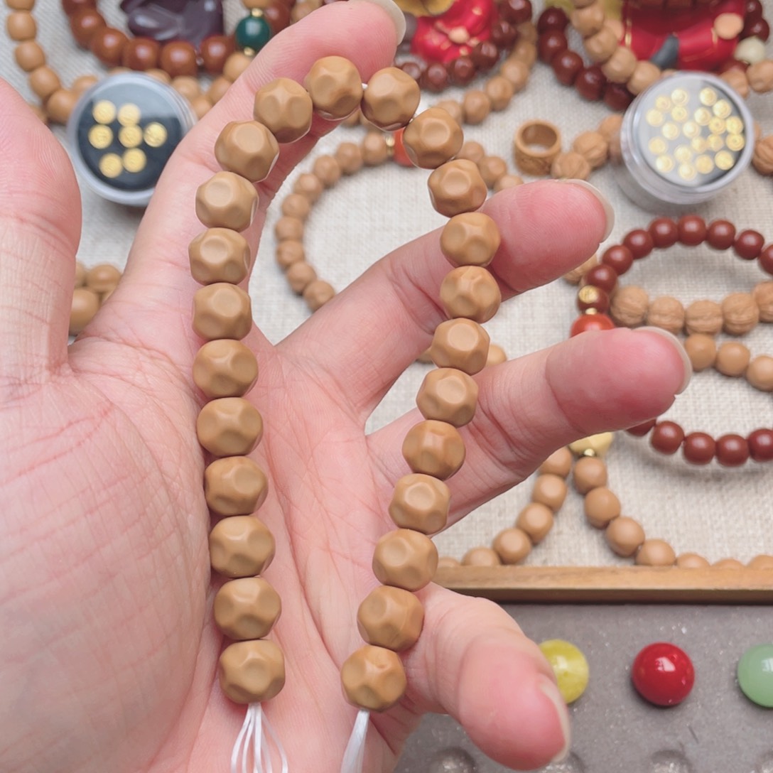 猴头核桃手串哈****无相