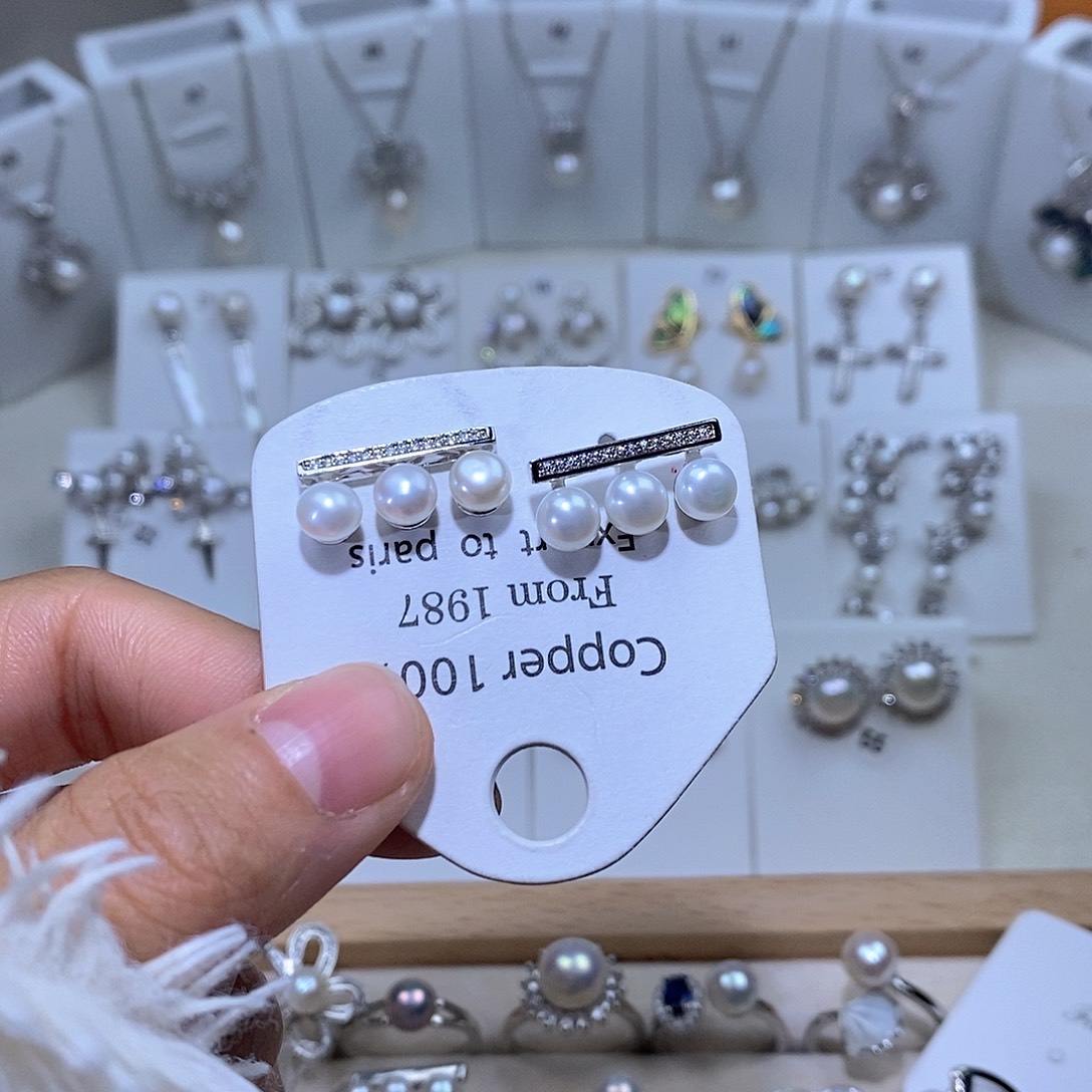 未镶嵌淡水珍珠耳饰