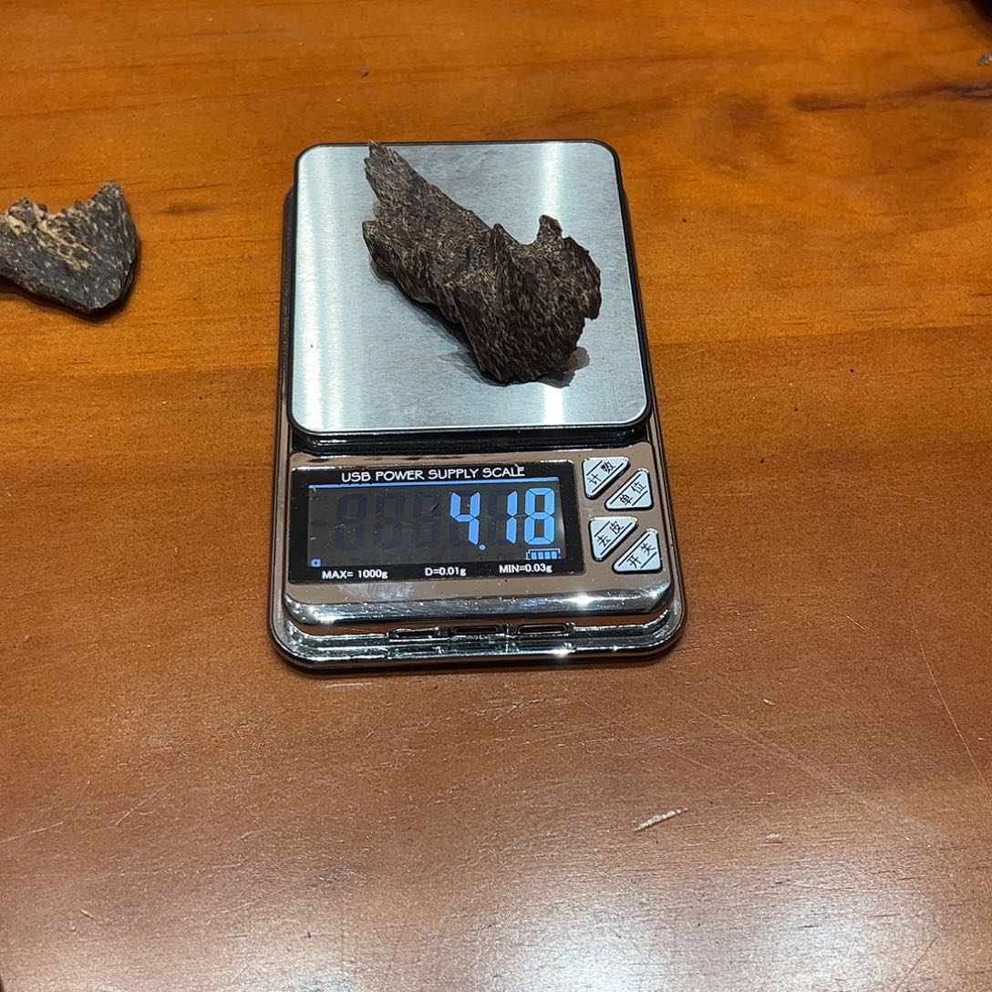 用***7沉香沉香碎屑越南芽庄天然野沉香4g+