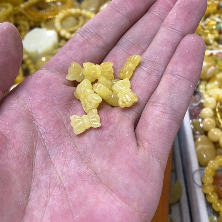 蜜蜡未镶嵌裸石多样性发货2个