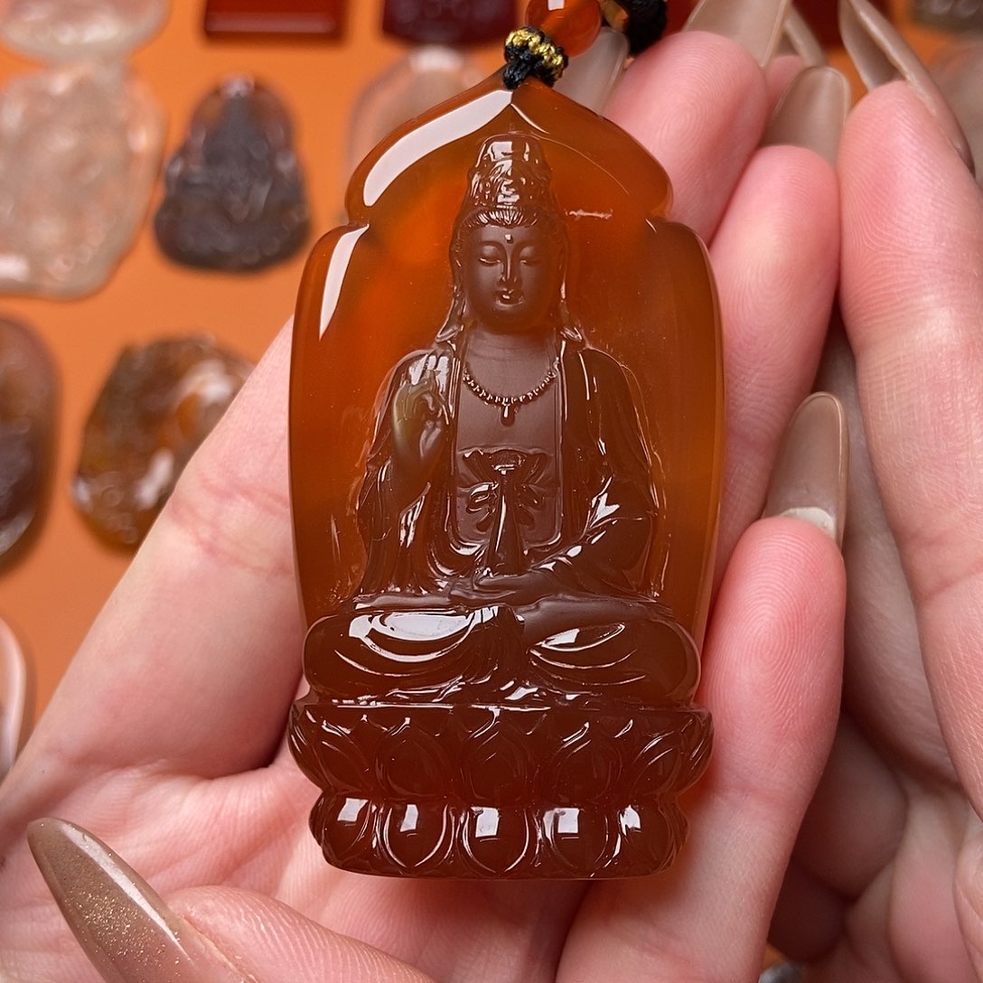 玛瑙/玉髓颈饰未镶嵌