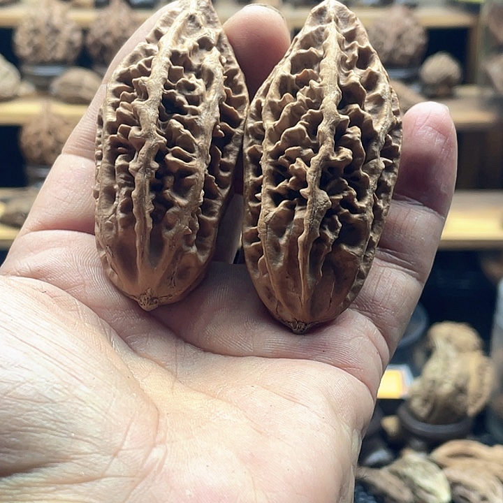 牛***爸把件文玩核桃判官笔对