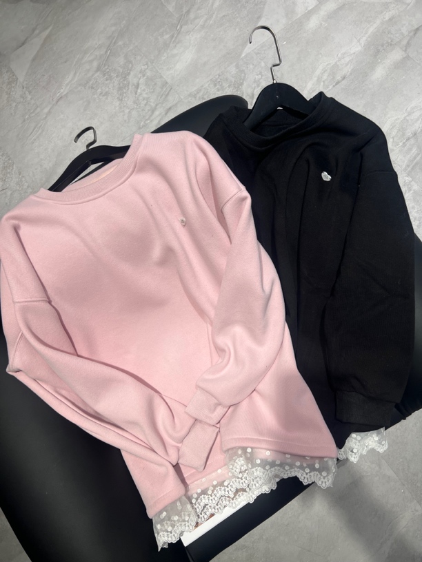 KW【松弛感】南油欧货小众设计感加绒蕾丝边宽松大卫衣