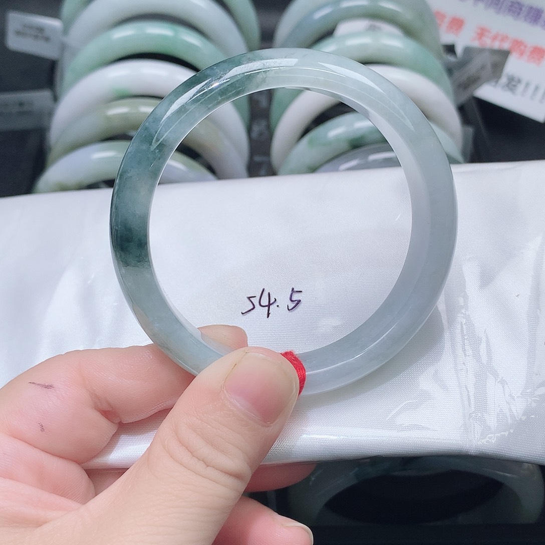 翡翠未镶嵌手镯509