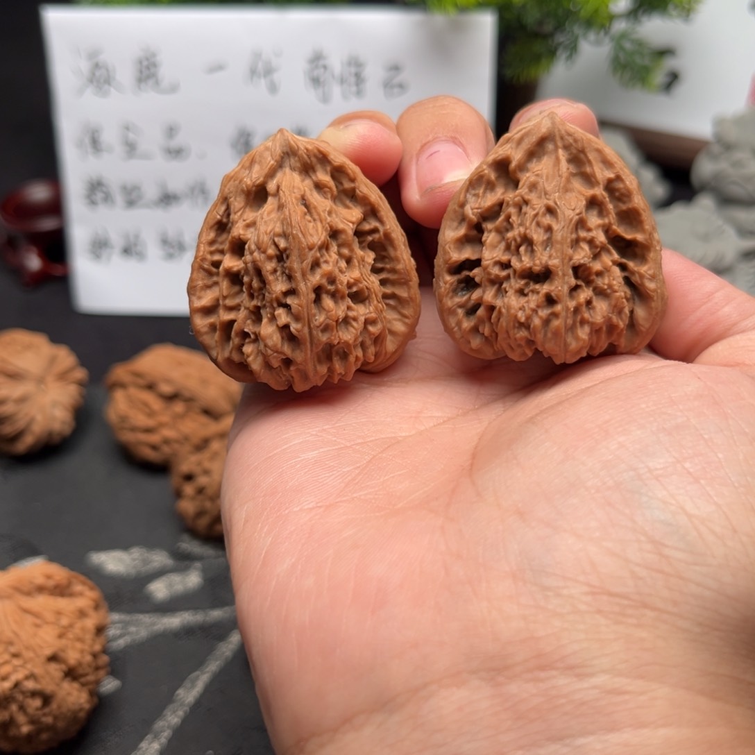 吊坠文玩核桃37，40大佛肚