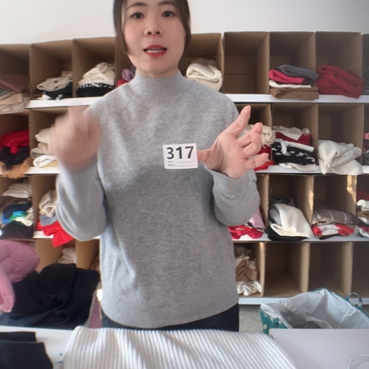317灰色宝宝绒纯山羊绒假一赔三