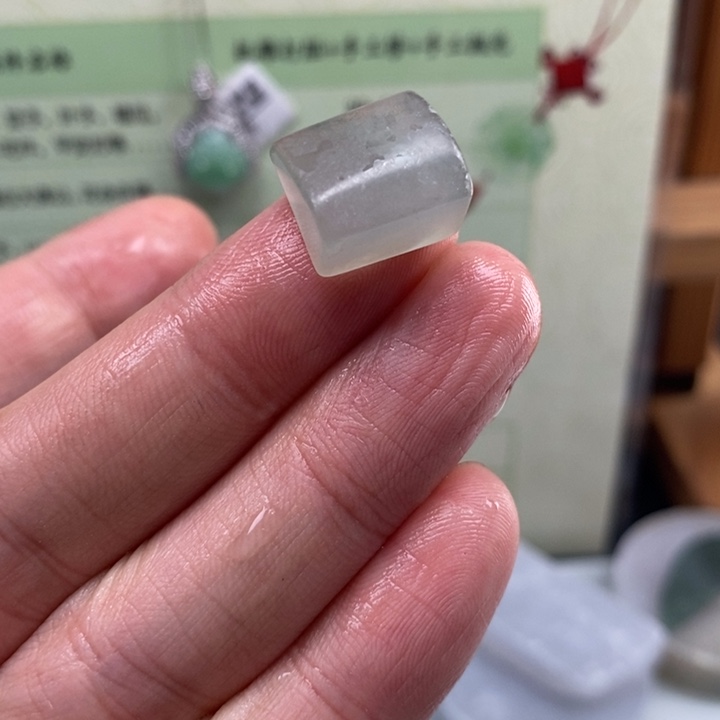 颈饰未镶嵌翡翠缅甸翡翠A货边角