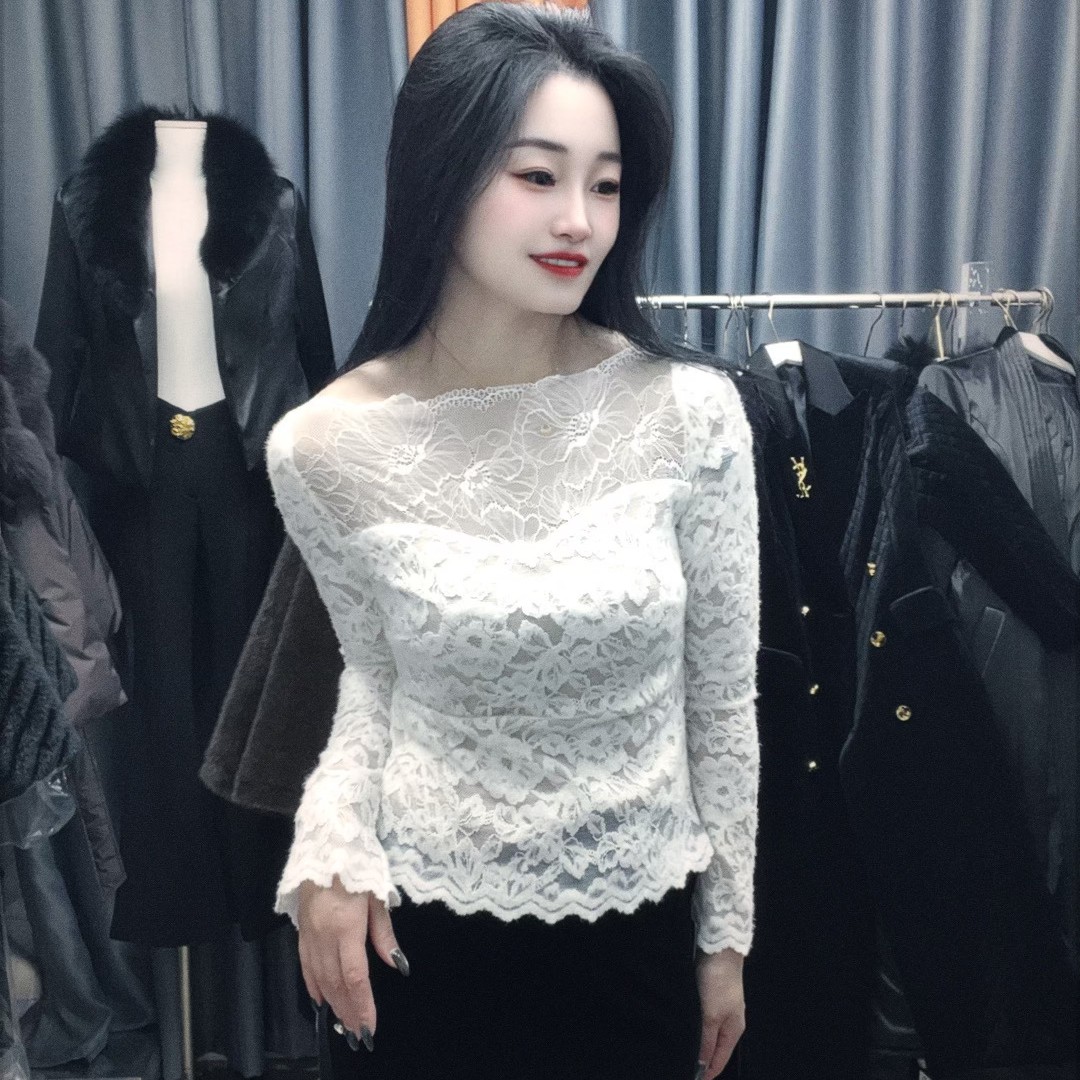 9231法式性感V领蕾丝拼接打秋冬修身显瘦长袖内搭上衣