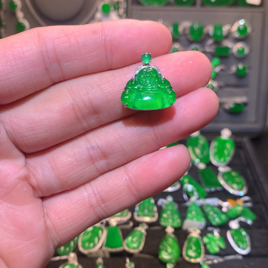 翡翠吊坠(赠链)18K金镶嵌天然翡翠
