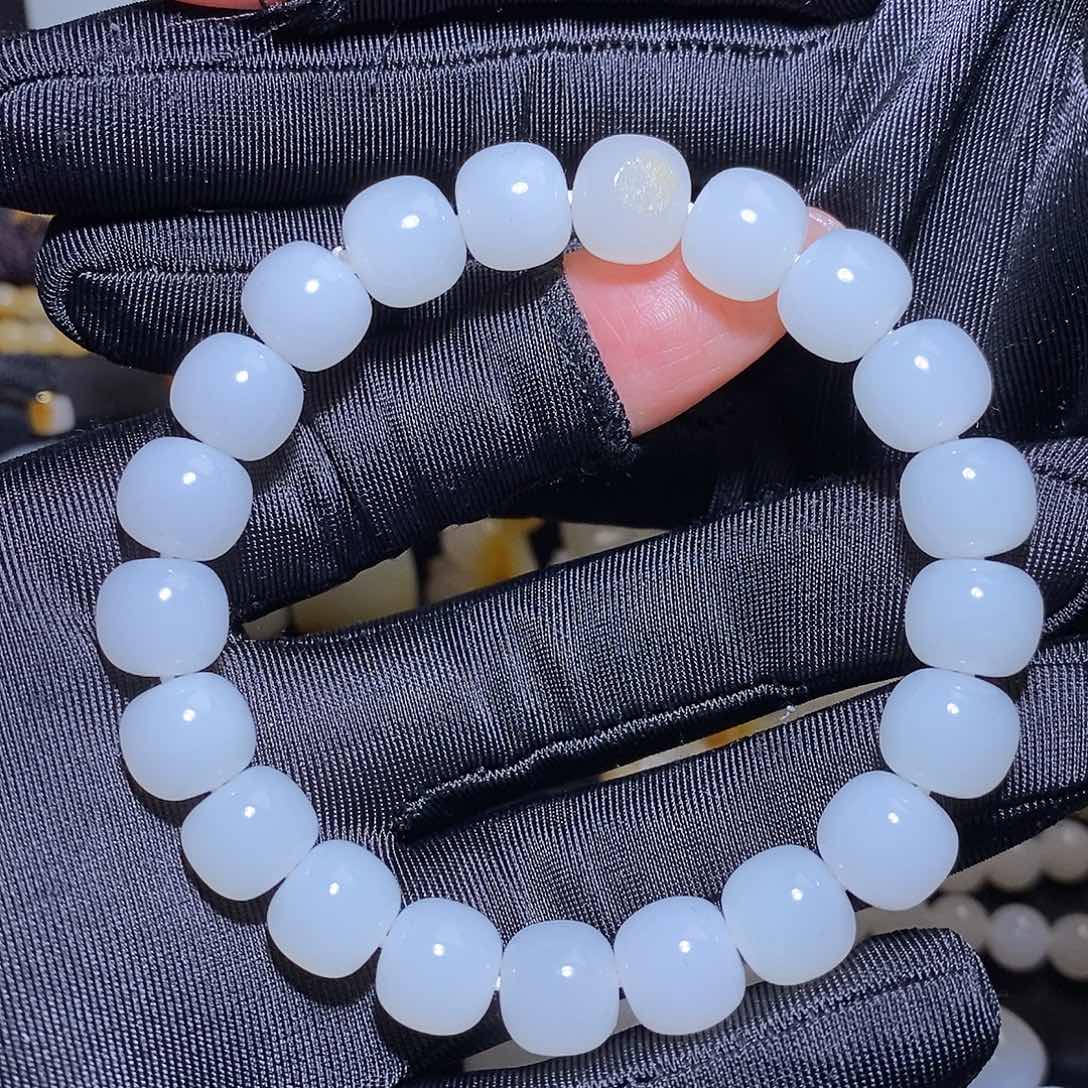 和田玉套链未镶嵌