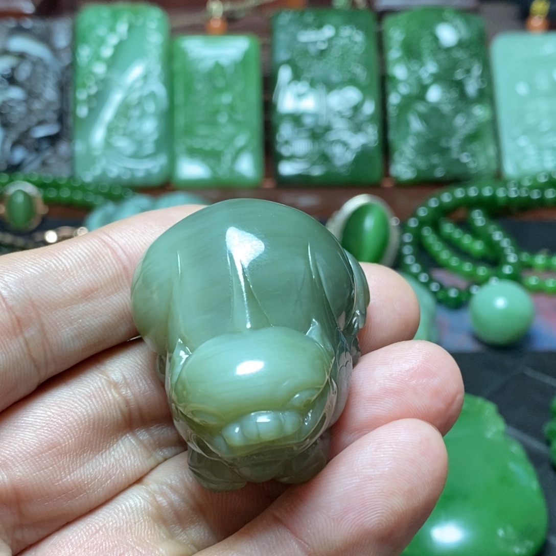 和田玉（碧玉）未镶嵌挂件