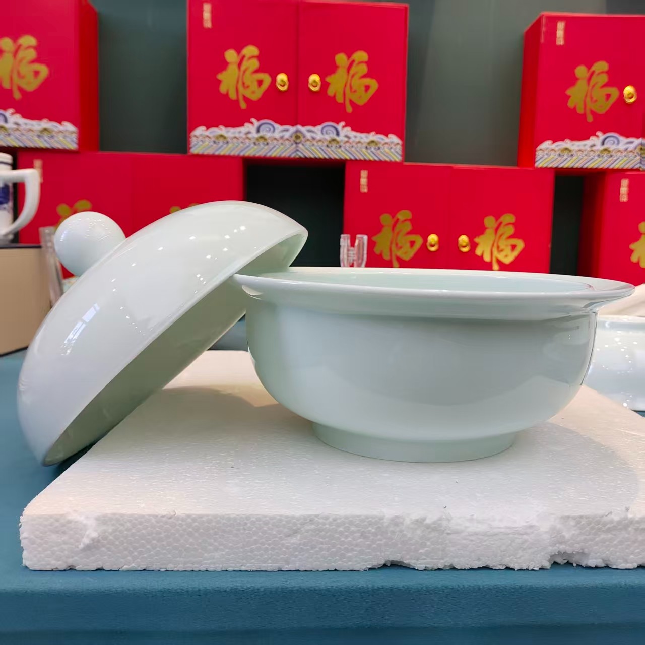 景德镇餐具 (一级品)高白泥影青汤煲1个