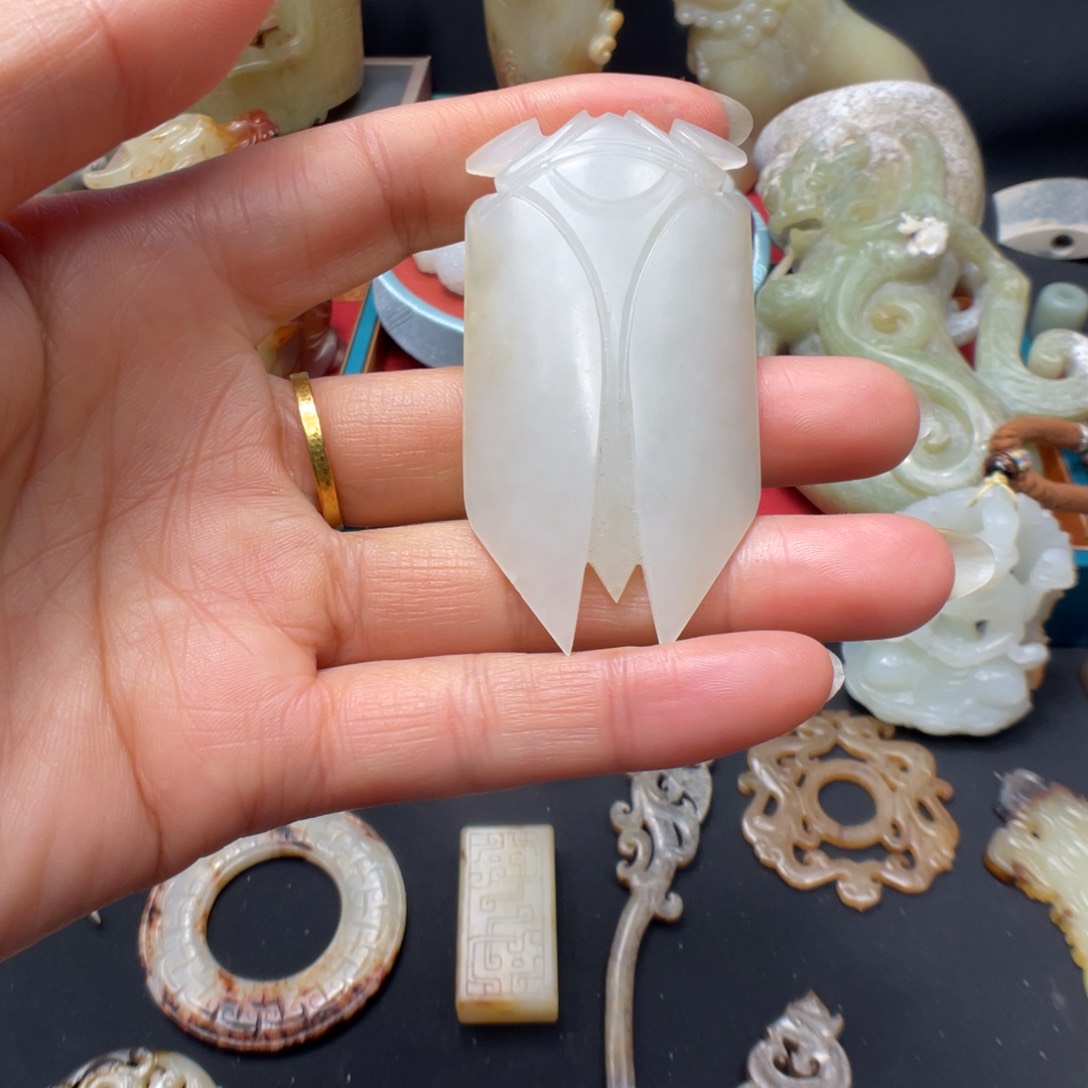 和田玉颈饰未镶嵌凯**乐