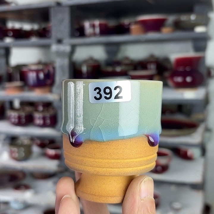 392纯手工钧瓷原矿釉主人杯