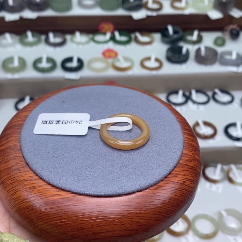 【闪购商品】未镶嵌戒指和田玉  福利和田玉戒 12-2