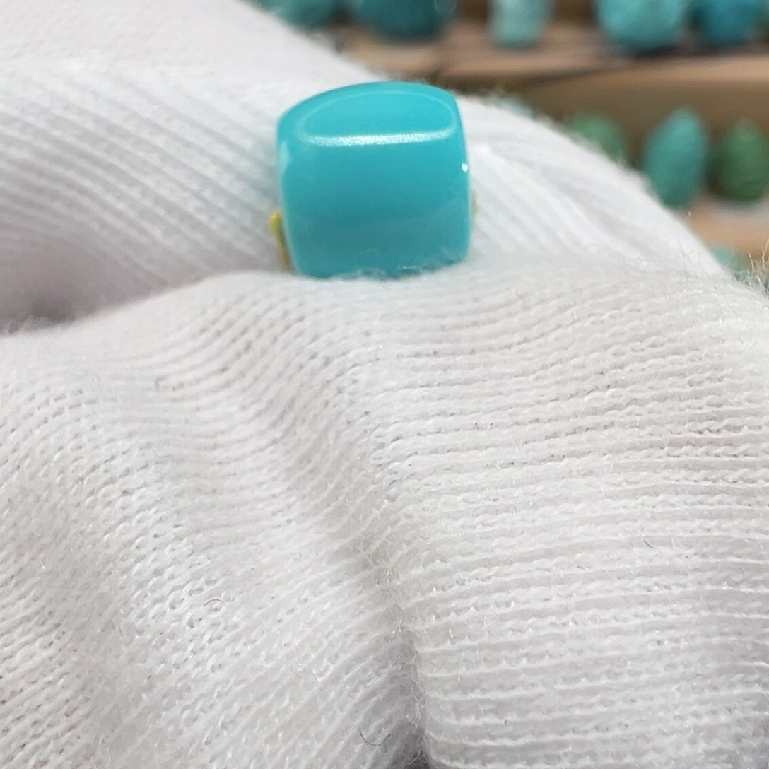 绿松石直切珠未镶嵌