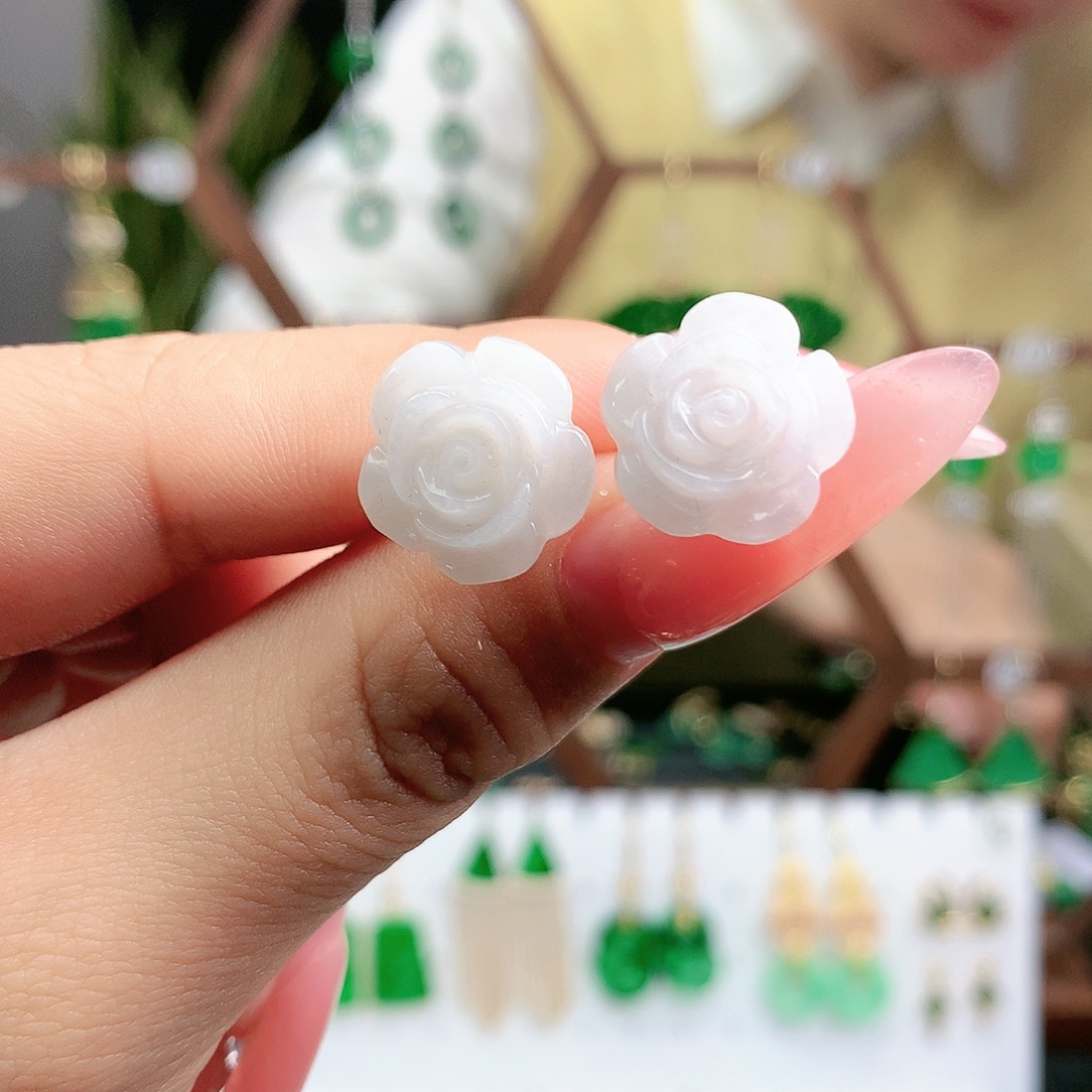 翡翠耳饰未镶嵌耳饰