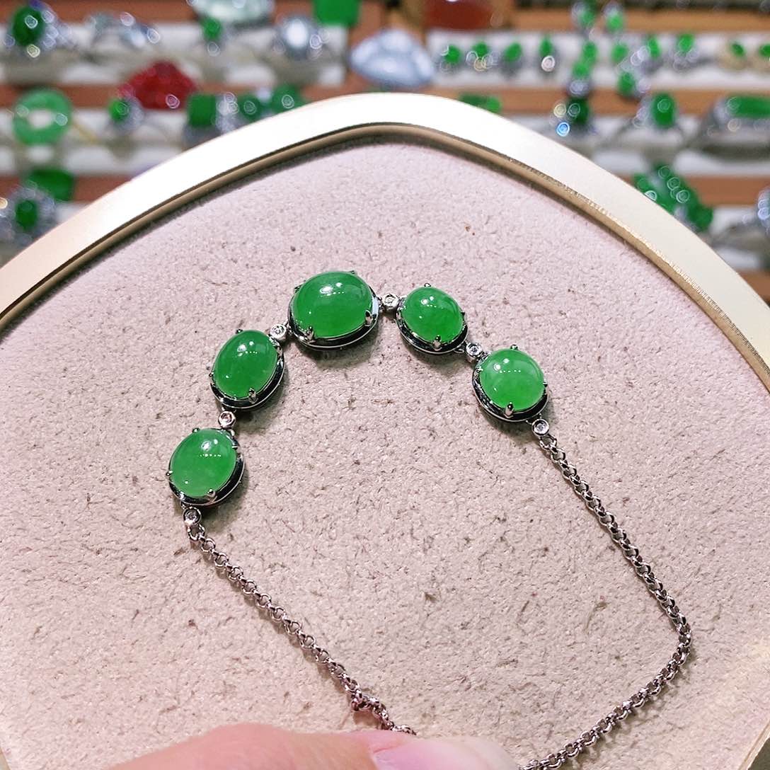 【闪购商品】翡翠挂件未镶嵌喵*裸石