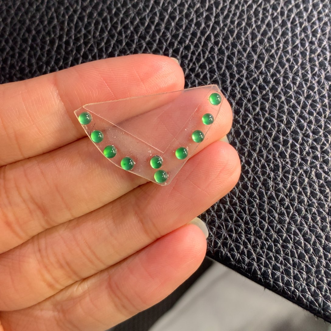 翡翠未镶嵌挂件顶珠