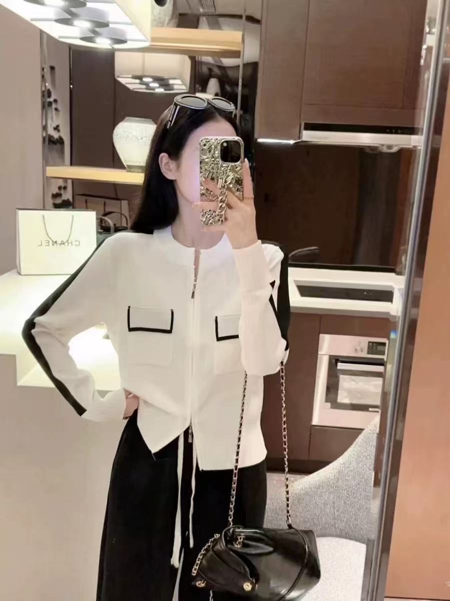 张金家百搭气质减龄休闲秋款上衣拼色拉链开衫