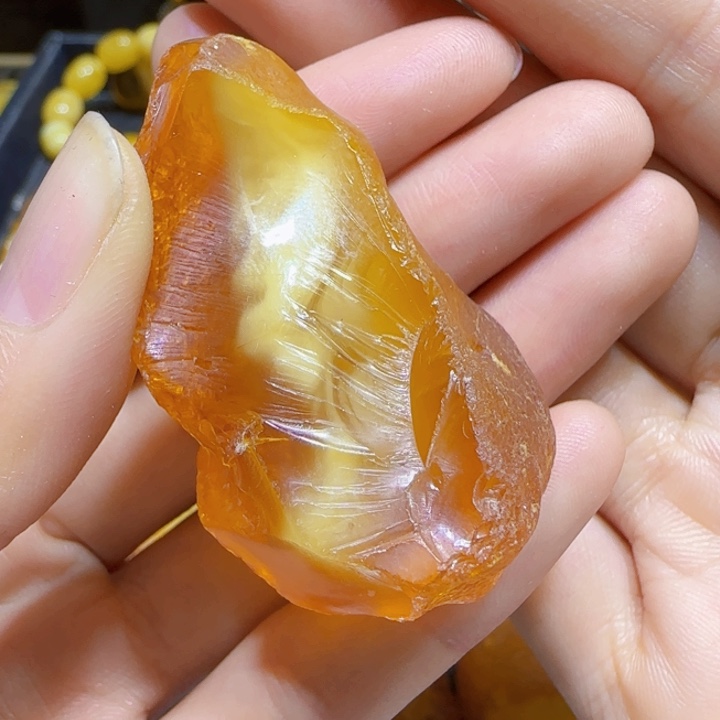 定制琥珀未镶嵌蜜蜡