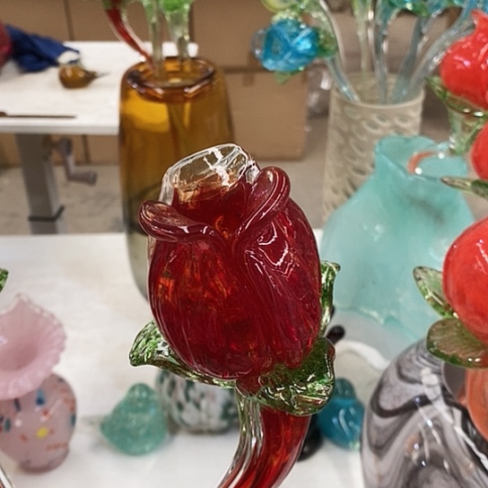 琉璃花瓶高45厘米宽6厘米