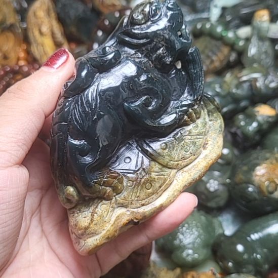 岫岩河磨玉（透闪石质玉）未镶嵌挂件