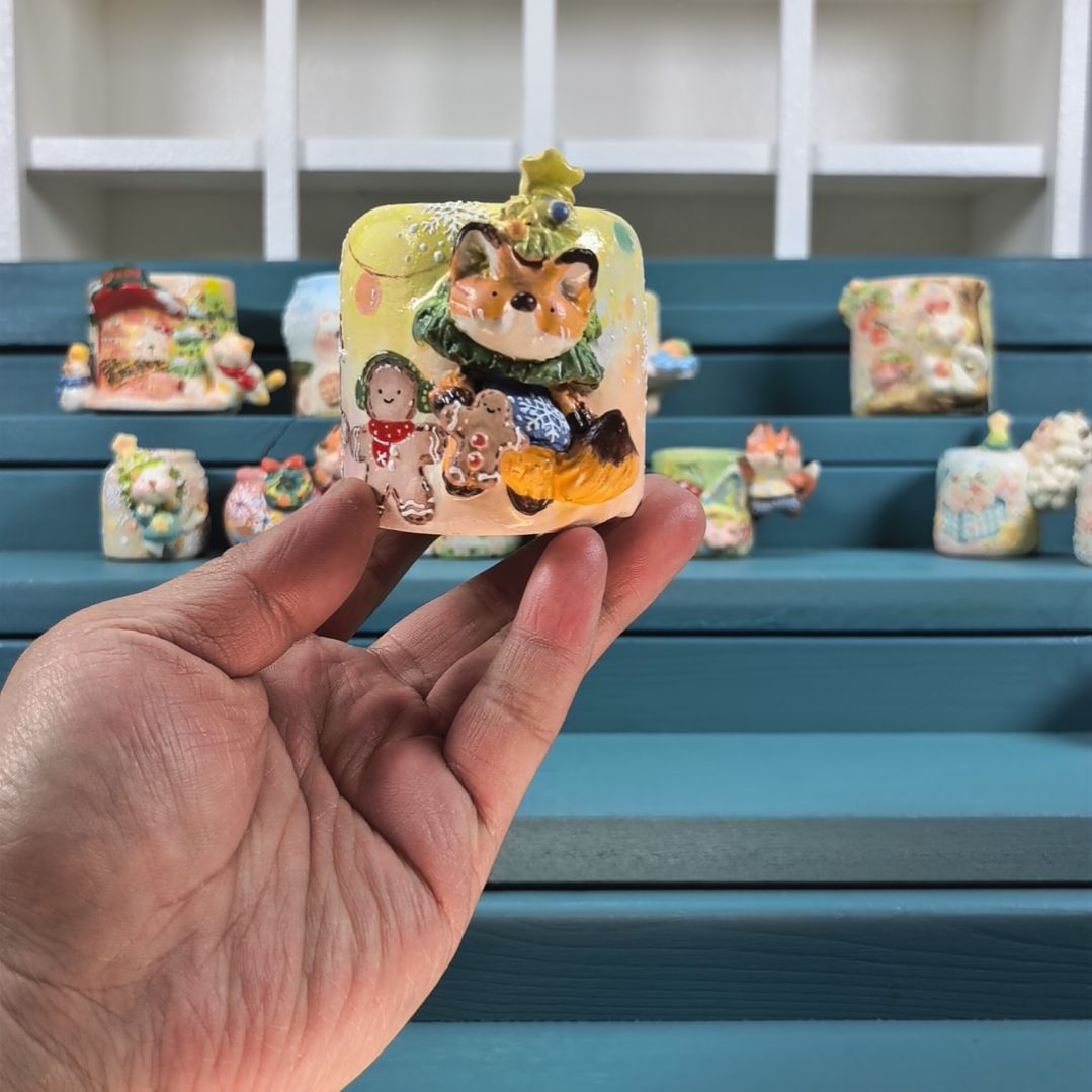 辛****圣诞树 小狐狸 手绘多肉花盆