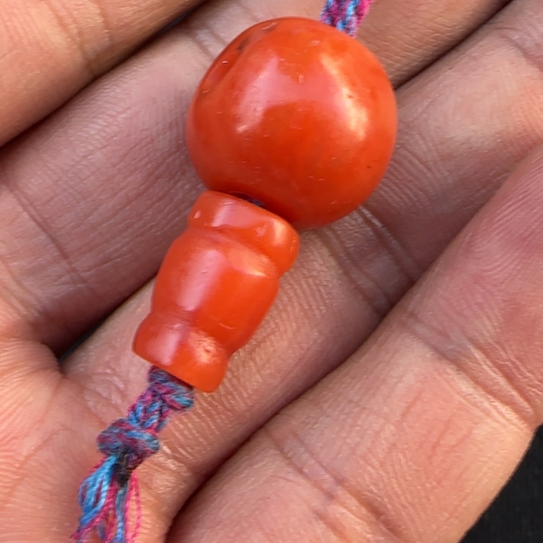 南红玛瑙合金颈饰南红三通一颗