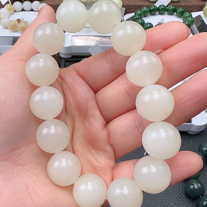 和田玉手串未镶嵌